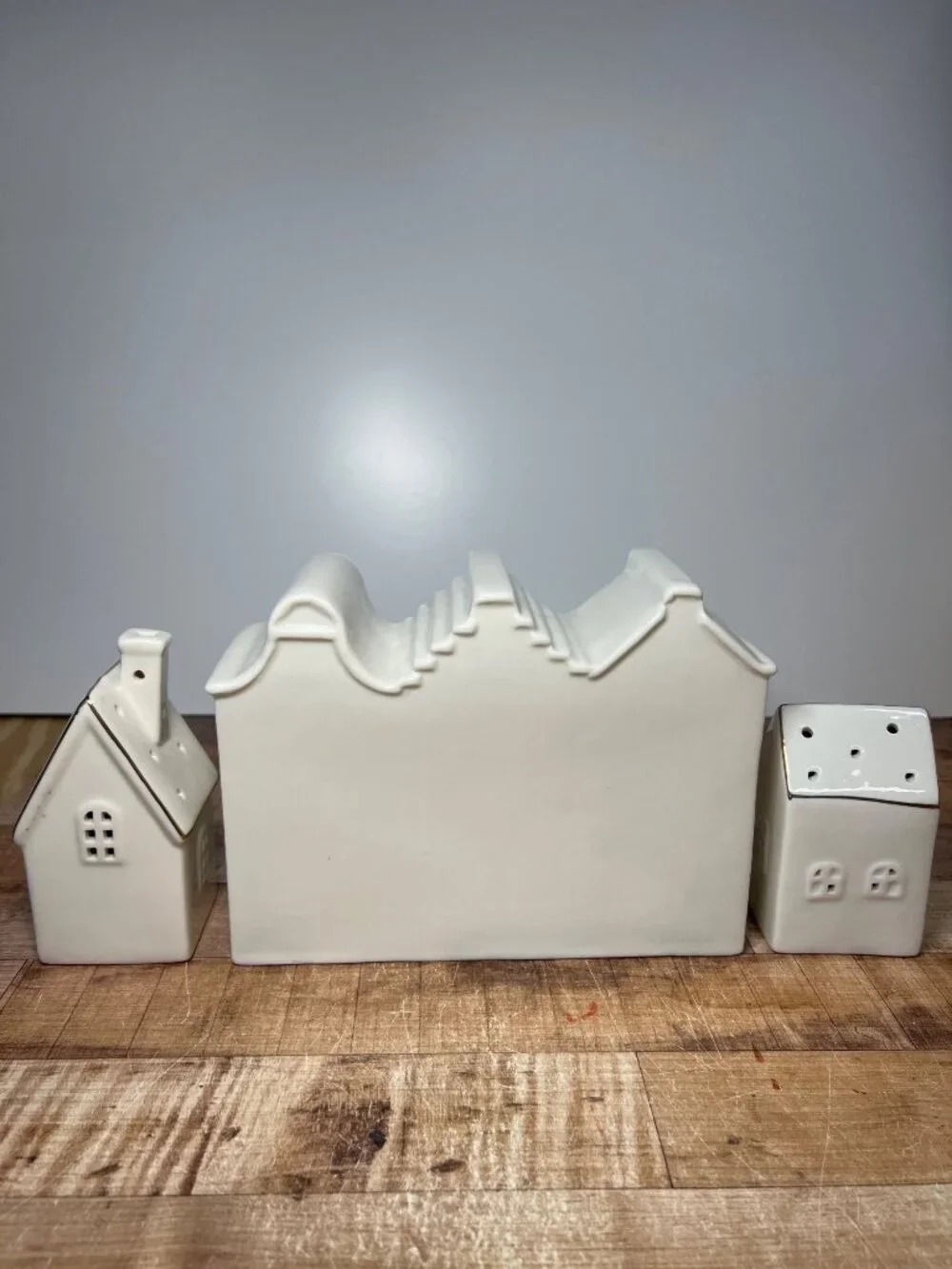 3 Pc White Ceramic Christmas Village Houses Gold Trim Battery Operated Untested